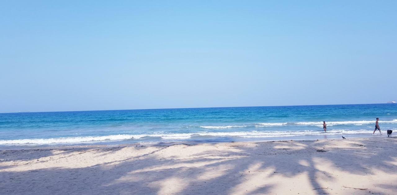 Breeze Guest House Trincomalee Buitenkant foto